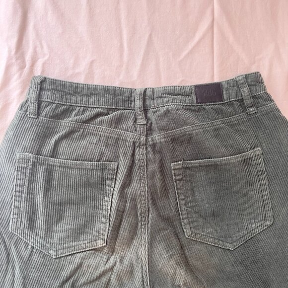 BDG Urban Outfitters Green Corduroy Mom High Rise Pants Size 28 - Picture 3 of 4